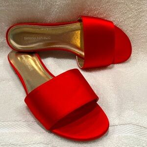 Banana Republic Red Satin Slide Sandals Sz 6